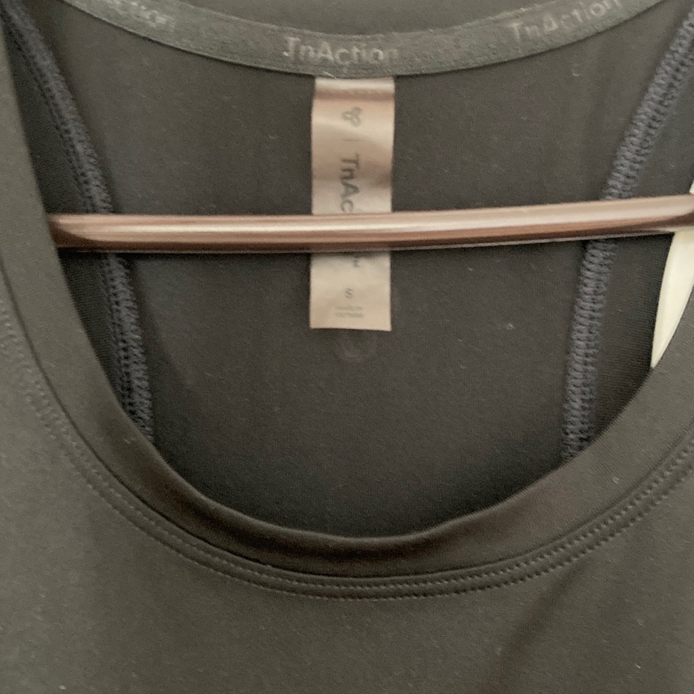 TnAction Revolve Tank - Picture 6 of 16